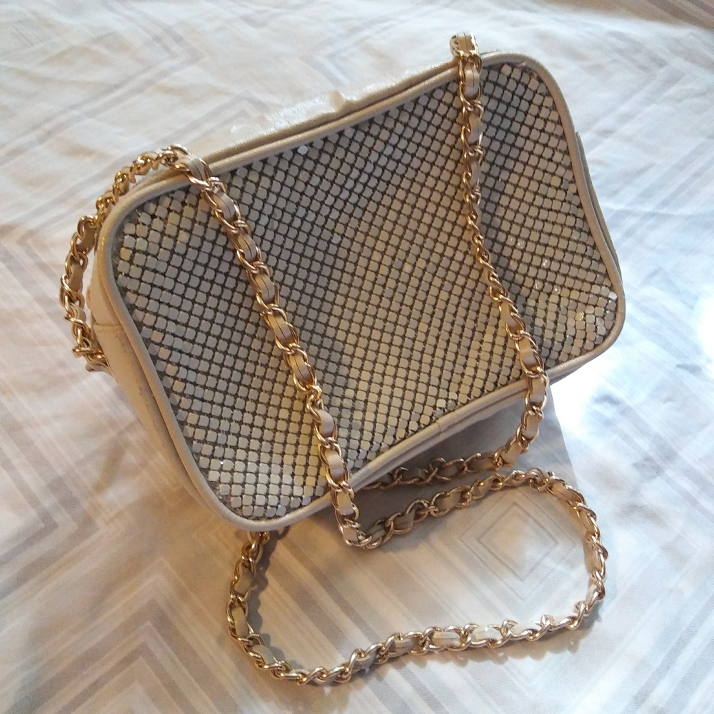 Whiting and Davis vintage crossbody purse